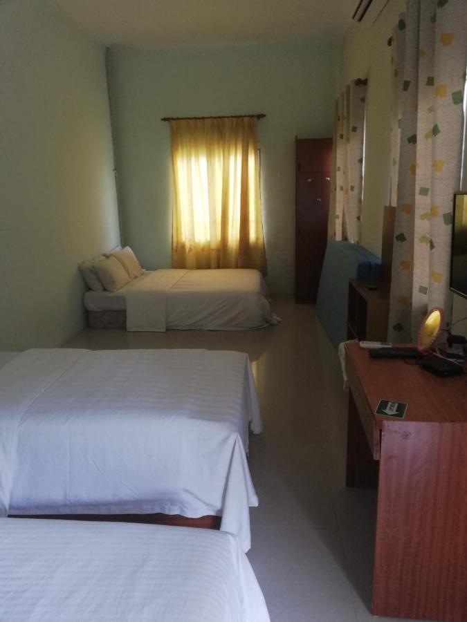 Daisyinn Budget Hotel Kuala Terengganu Kampong Gong Badak Εξωτερικό φωτογραφία
