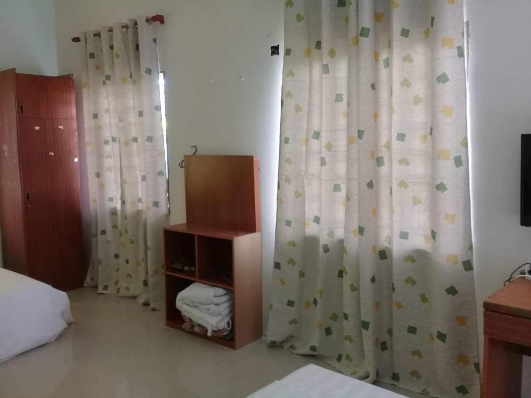 Daisyinn Budget Hotel Kuala Terengganu Kampong Gong Badak Εξωτερικό φωτογραφία